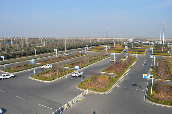 驰诚驾校考场风采